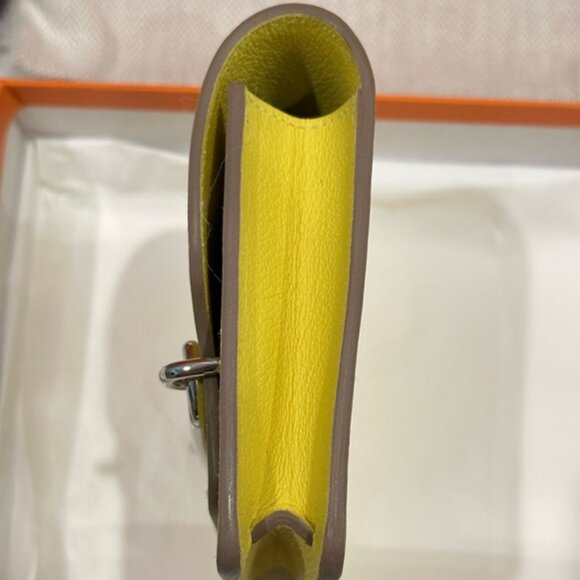 NIB Hermes Roulis Slim Wallet Evercolor Leather Lime Yellow PHW with Receipt - Picture 7 of 11